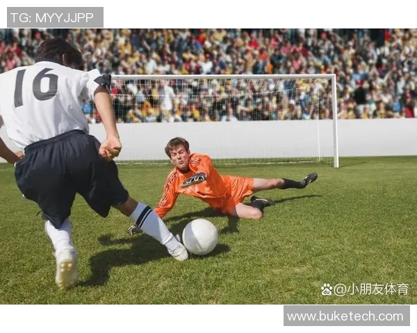 足球场上那些引爆激情的火爆球星盘点与背后故事解析 足球场上那些引爆激情的火爆球星盘点与背后故事解析