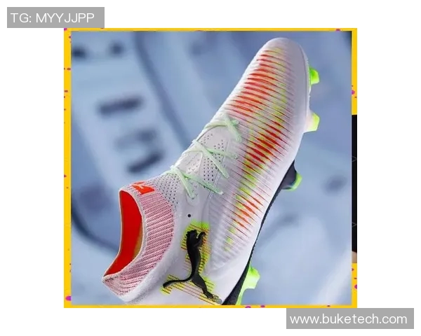 高帮足球鞋助力球星赛场表现全面解析